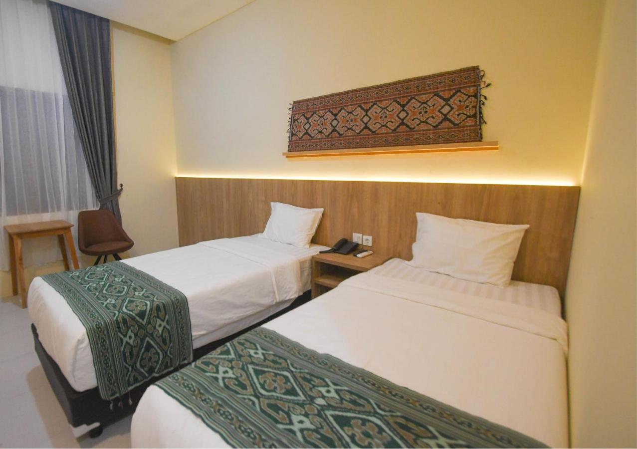 Hotel Pasola Waikelo Zewnętrze zdjęcie